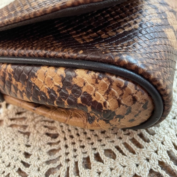 Coach Mini Ruby Python Embossed  Purse. - Picture 7 of 9
